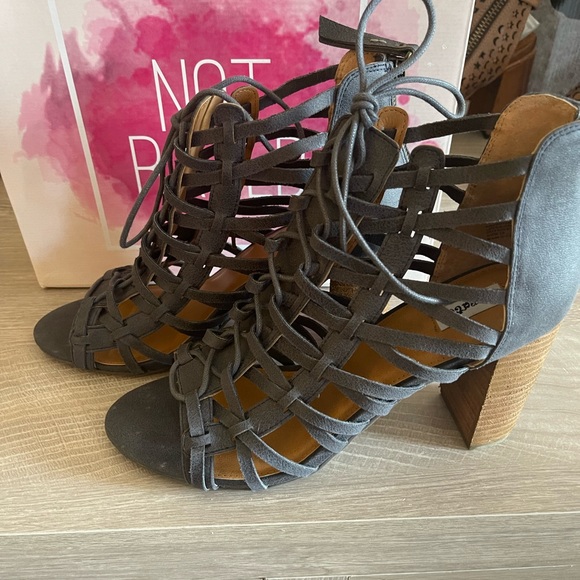 NOT RATED, lace up grey suede bootie, NEW IN BOX! - Picture 2 of 5